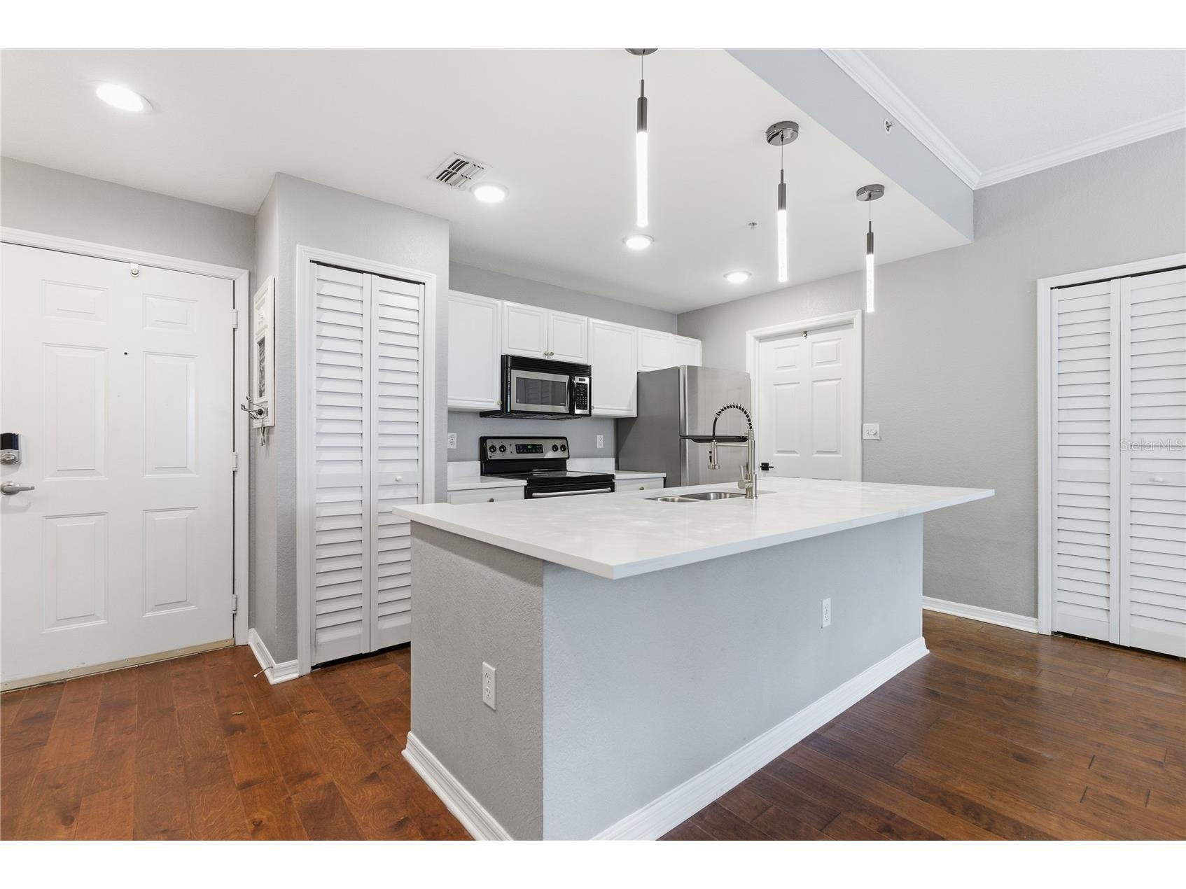 700 S Harbour Island Boulevard #240 Tampa FL 33602 TB8458340 image12