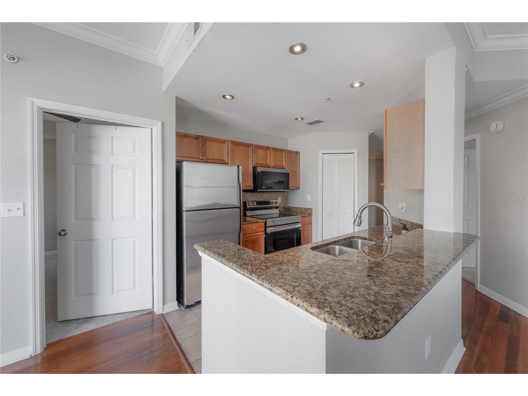 700 S Harbour Island Boulevard #329 Tampa FL 33602 - GARRISON CHANNEL TB8487525 image16