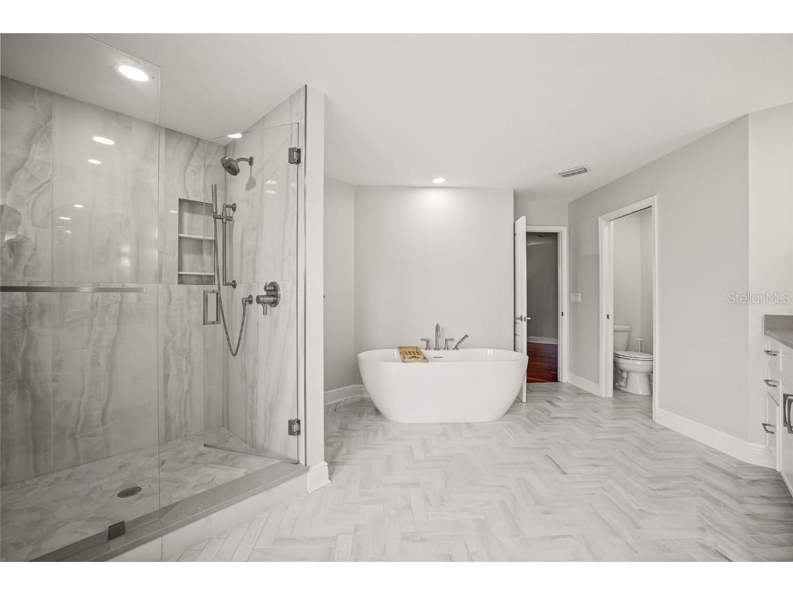 700 Sand Pine Drive NE Saint Petersburg FL 33703 TB8439552 image33