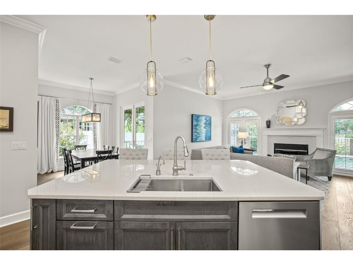 700 Sand Pine Drive NE Saint Petersburg FL 33703 TB8439552 image5