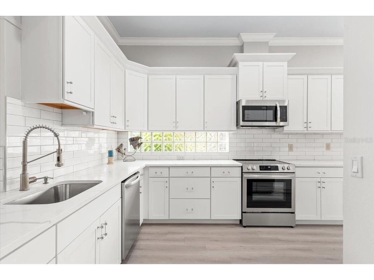 700 Silk Oak Drive Venice FL 34293 A4689191 image15