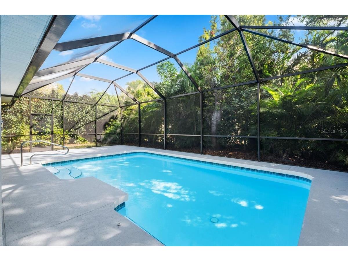 700 Silk Oak Drive Venice FL 34293 A4689191 image40