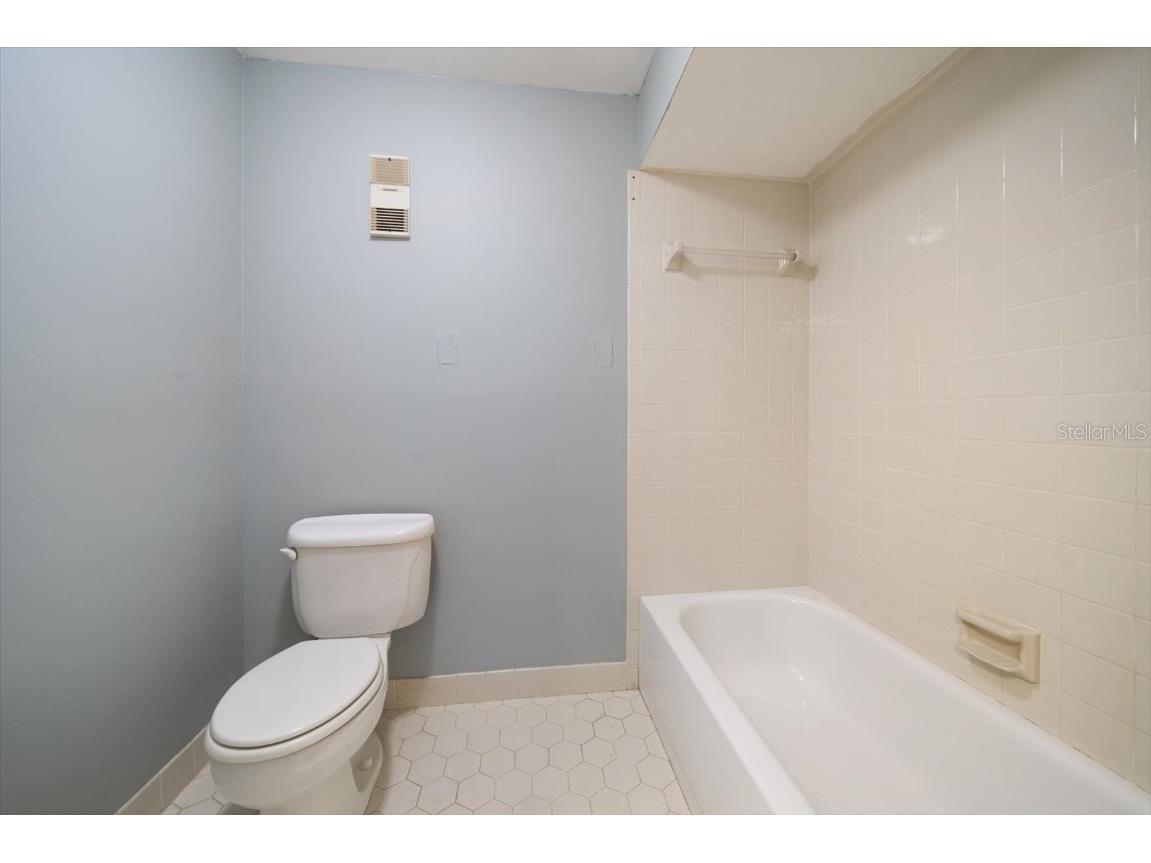 700 Starkey Road #1111 Largo FL 33771 TB8357036 image26