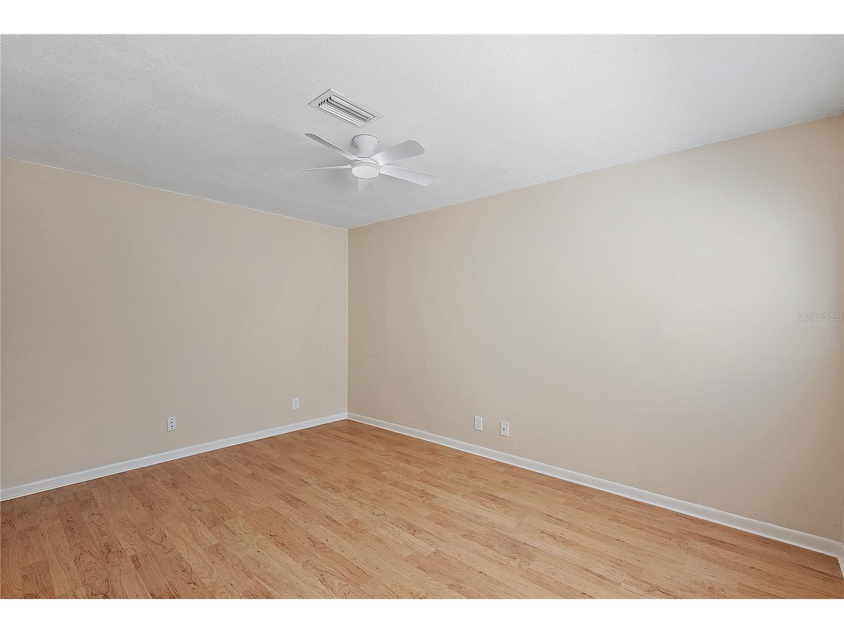 700 Starkey Road #1525 Largo FL 33771 TB8355359 image32