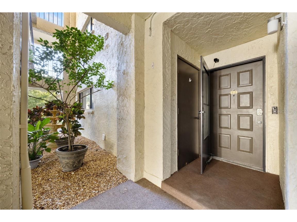 700 Starkey Road #312 Largo FL 33771 TB8458514 image2