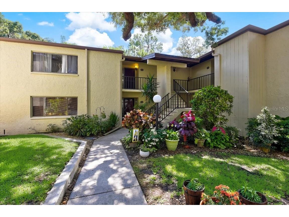 700 Starkey Road #522 Largo FL 33771 U8244122 image1