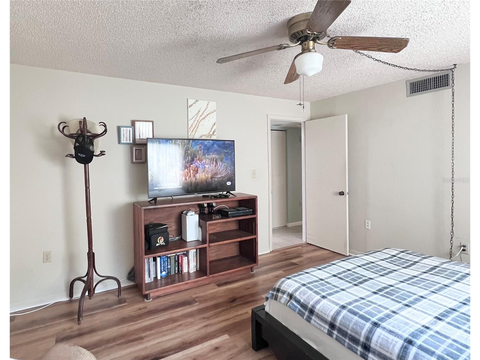 700 Starkey Road #814 Largo FL 33771 TB8490273 image42
