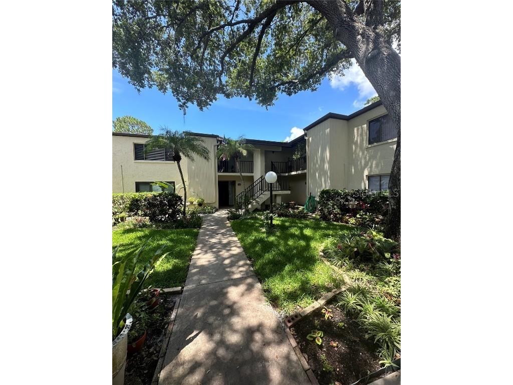 700 Starkey Road #913 Largo FL 33771 W7856544 image1