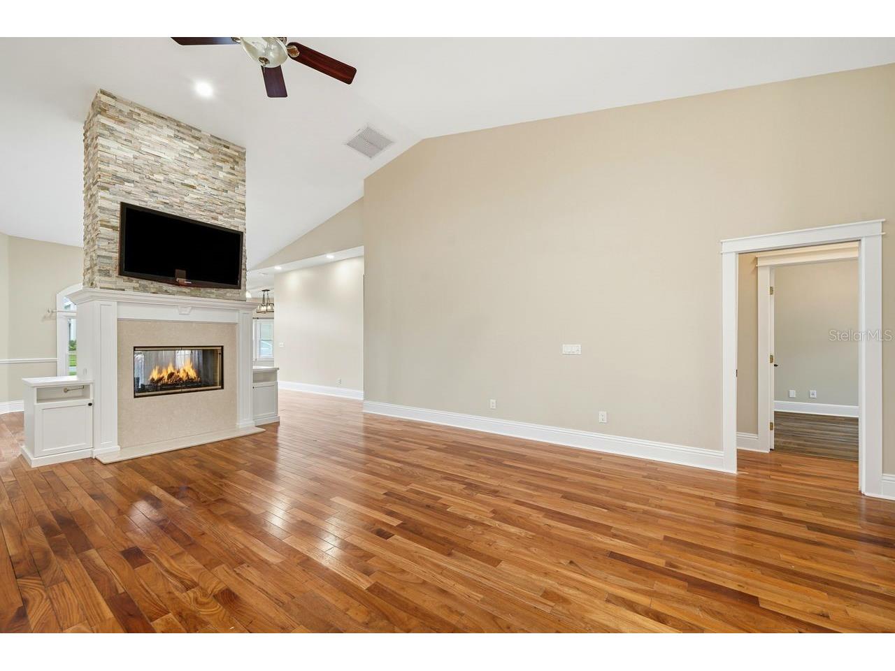 700 Westfield Court Dunedin FL 34698 TB8432647 image12