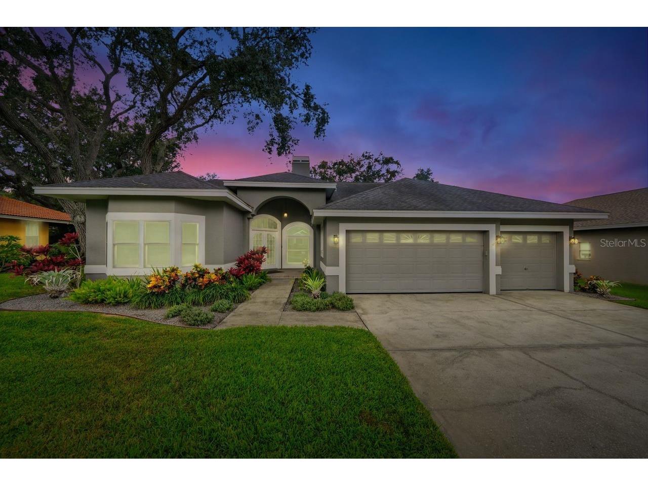 700 Westfield Court Dunedin FL 34698 TB8432647 image2