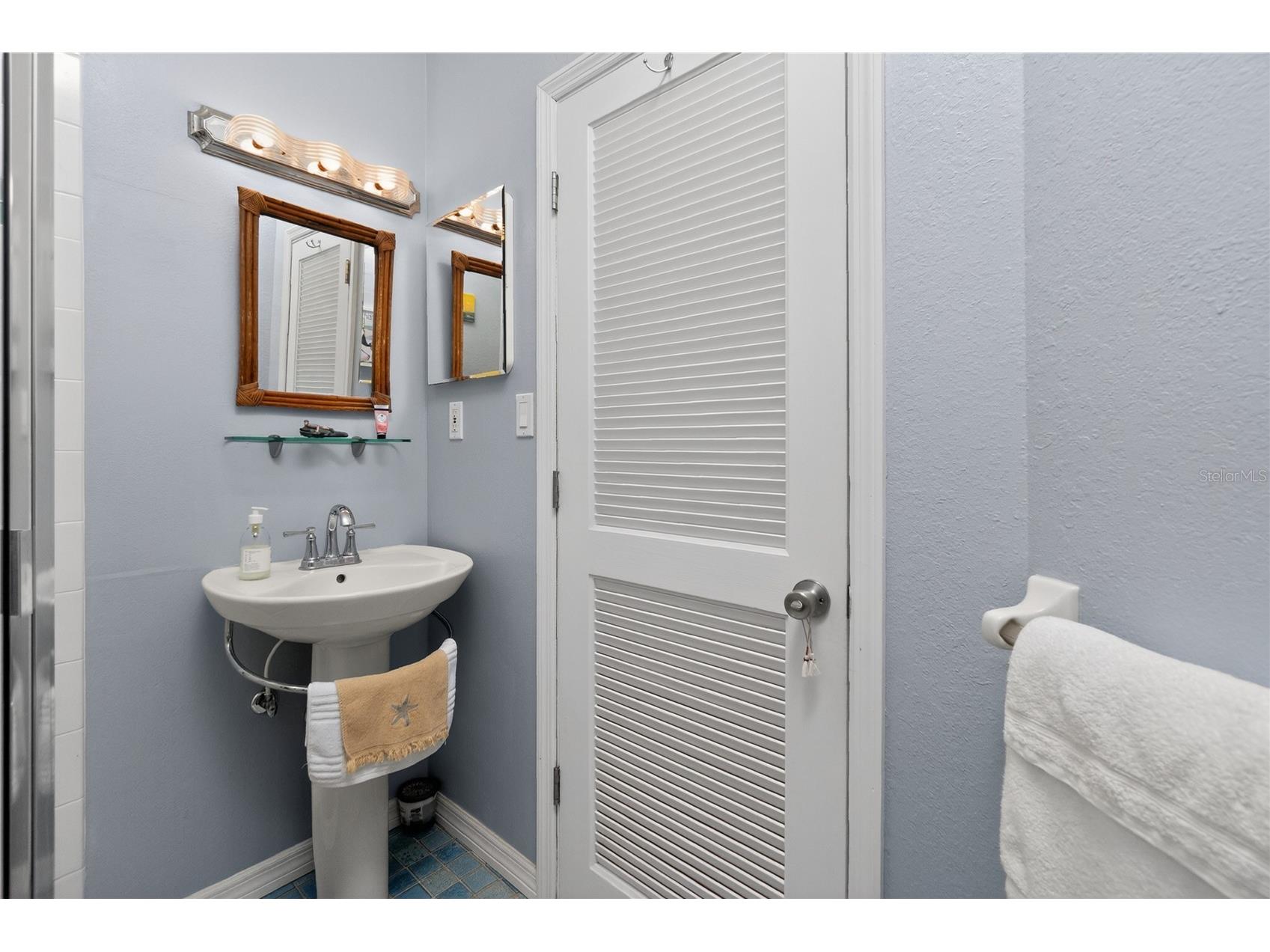700 Yale Street Englewood FL 34223 D6147391 image16