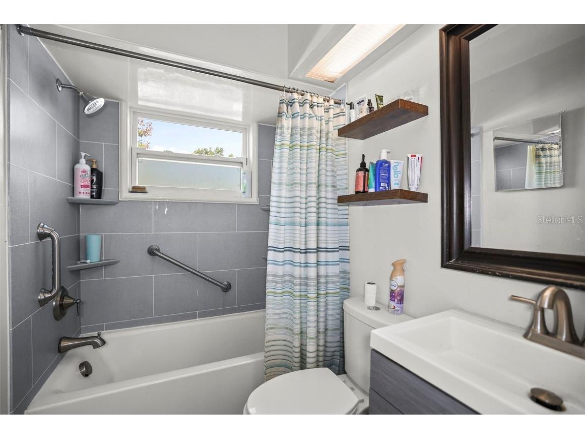 7000 13th Street N Saint Petersburg FL 33702 TB8438508 image28