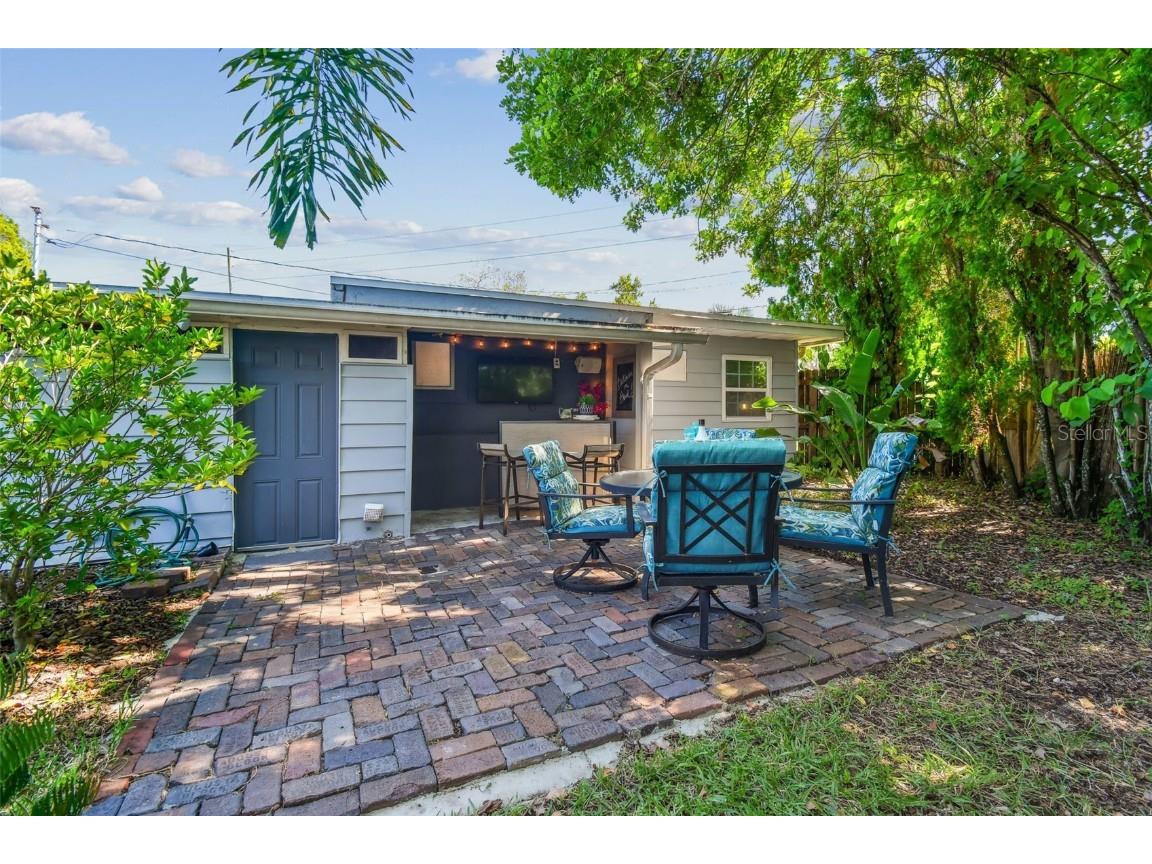 7000 14th Street N Saint Petersburg FL 33702 TB8375952 image1