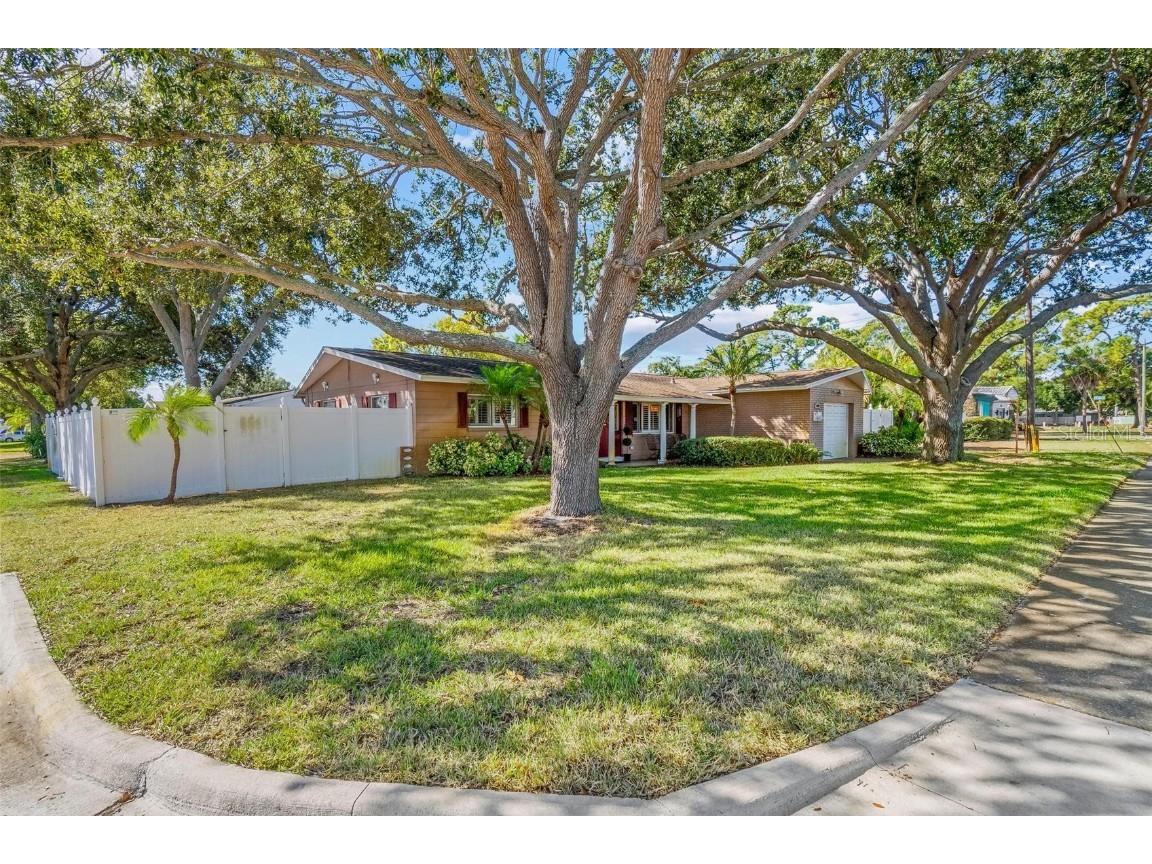 7000 38th Avenue N Saint Petersburg FL 33710 TB8446009 image1