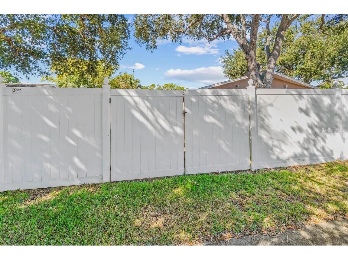 7000 38th Avenue N Saint Petersburg FL 33710 TB8446009 image26