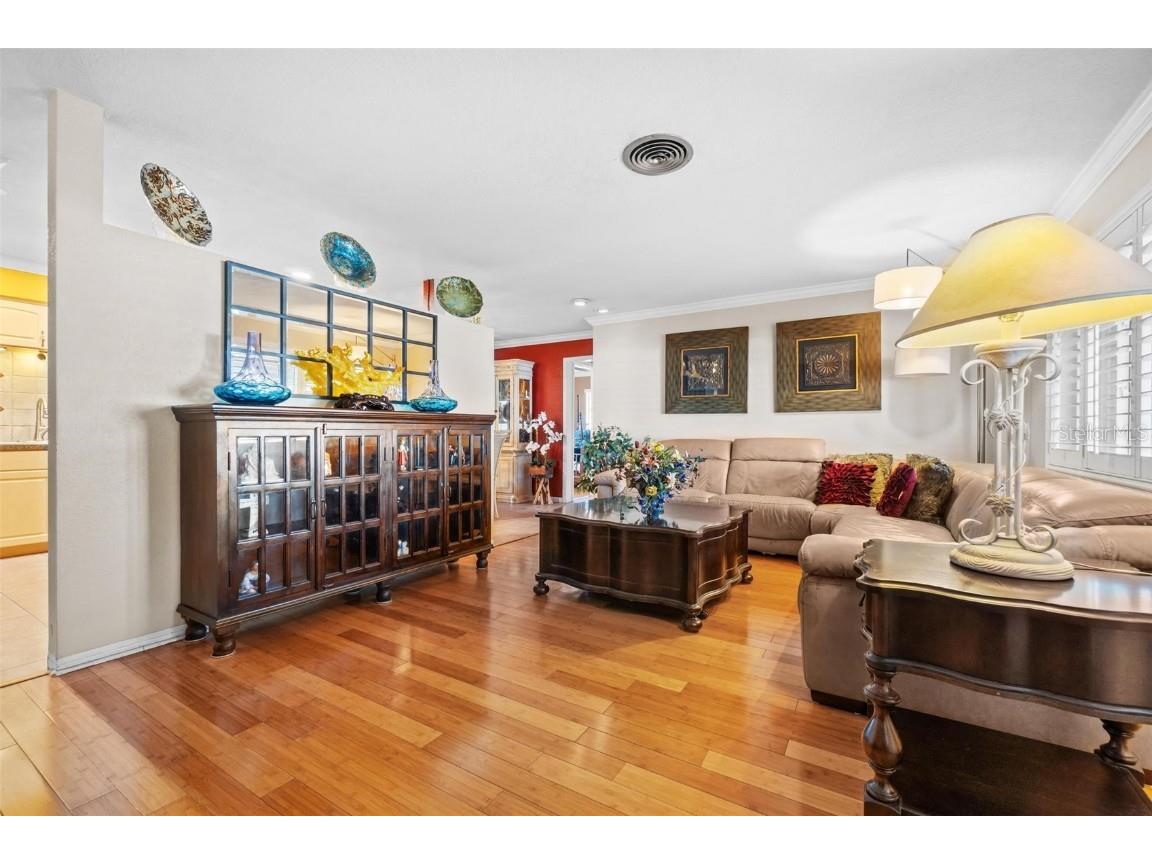 7000 38th Avenue N Saint Petersburg FL 33710 TB8446009 image7