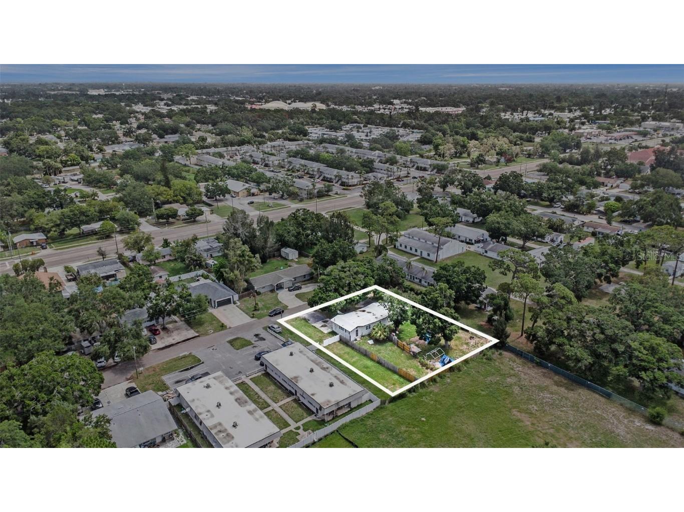 7000 53rd Avenue N Saint Petersburg FL 33709 TB8394411 image1