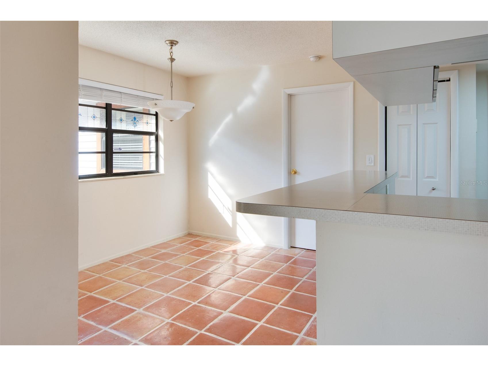 7000 5th Street N Saint Petersburg FL 33702 TB8525631 image8