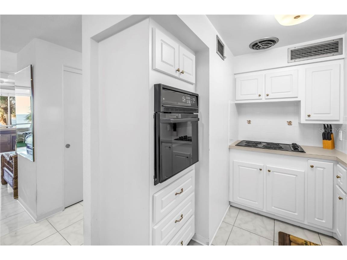 7000 Beach Plaza #205 Saint Pete Beach FL 33706 - GULF OF MEXICO TB8441498 image15