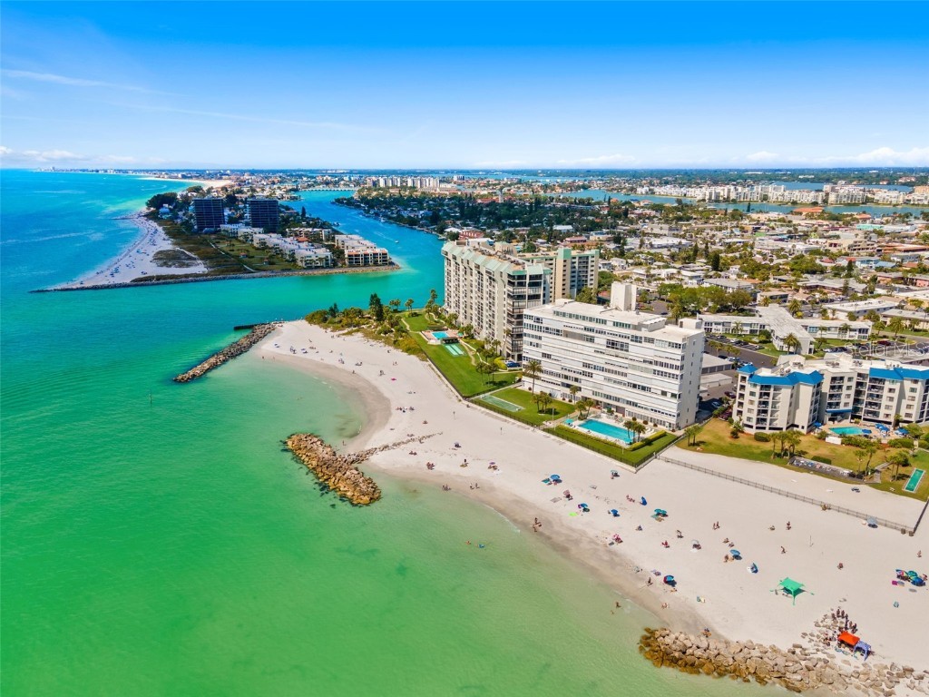 7000 Beach Plaza #804 Saint Pete Beach FL 33706 - GULF OF MEXICO TB8326961 image1