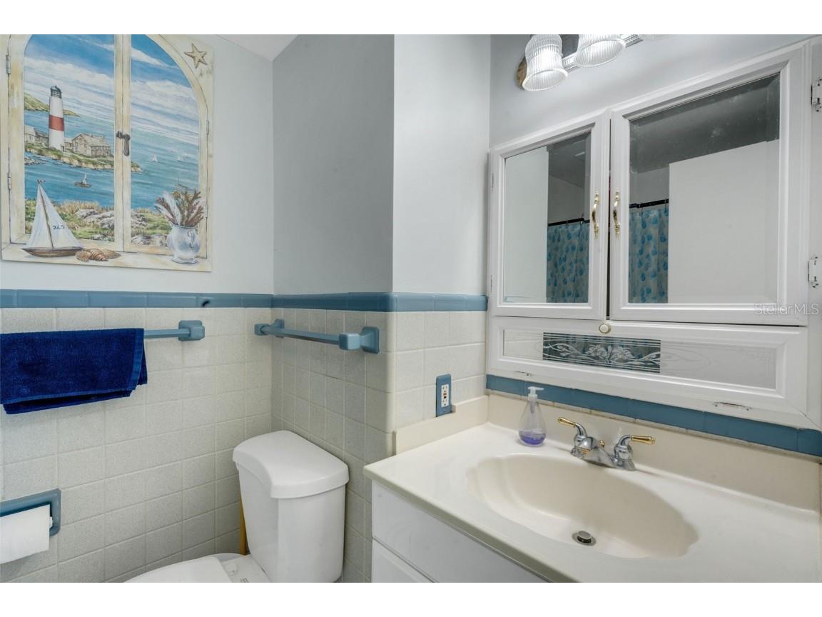 7000 Beach Plaza #905 Saint Pete Beach FL 33706 A4641226 image20