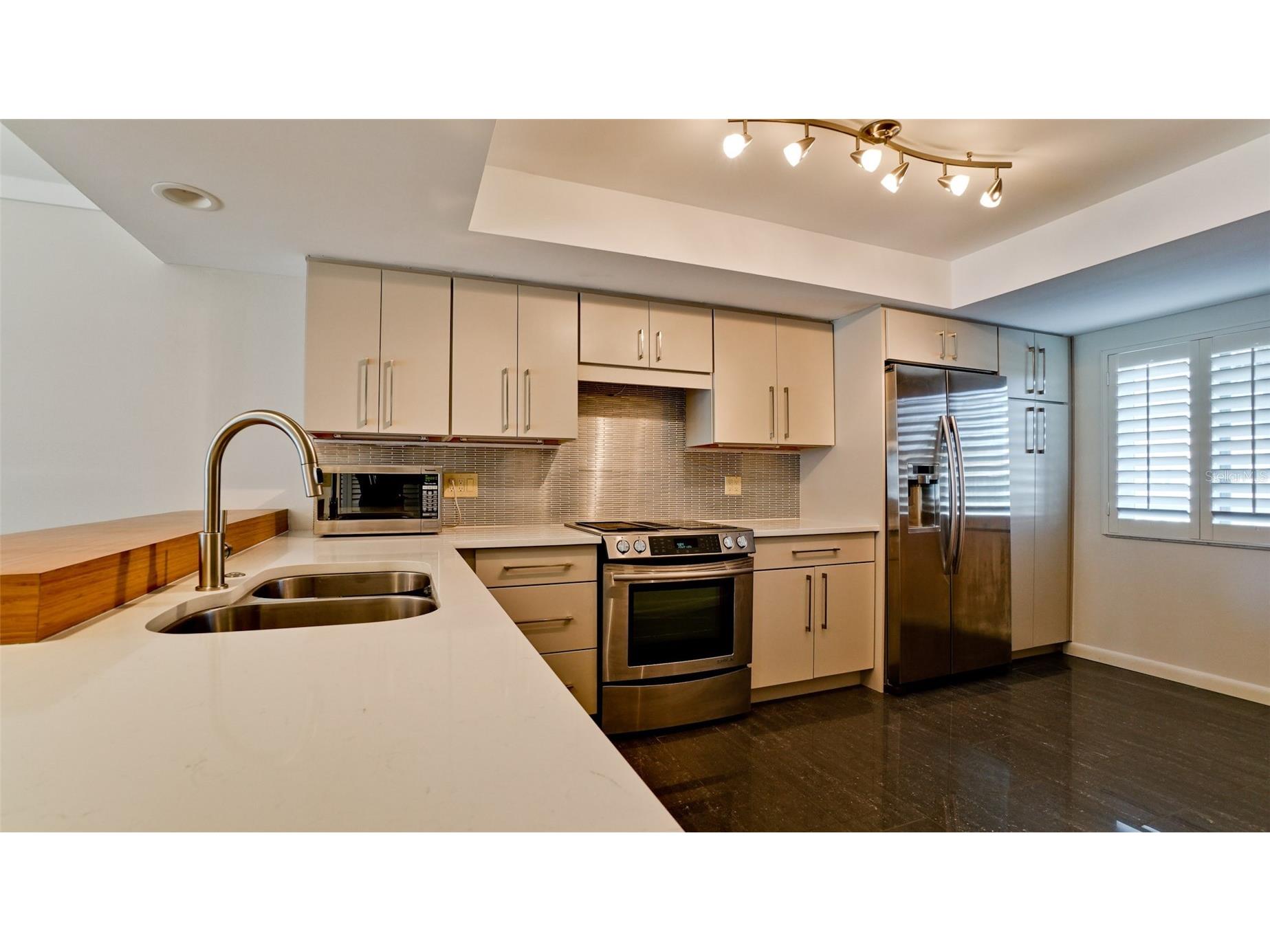 7000 Gulf Drive #115 Holmes Beach FL 34217 - GULF OF MEXICO A4679118 image10