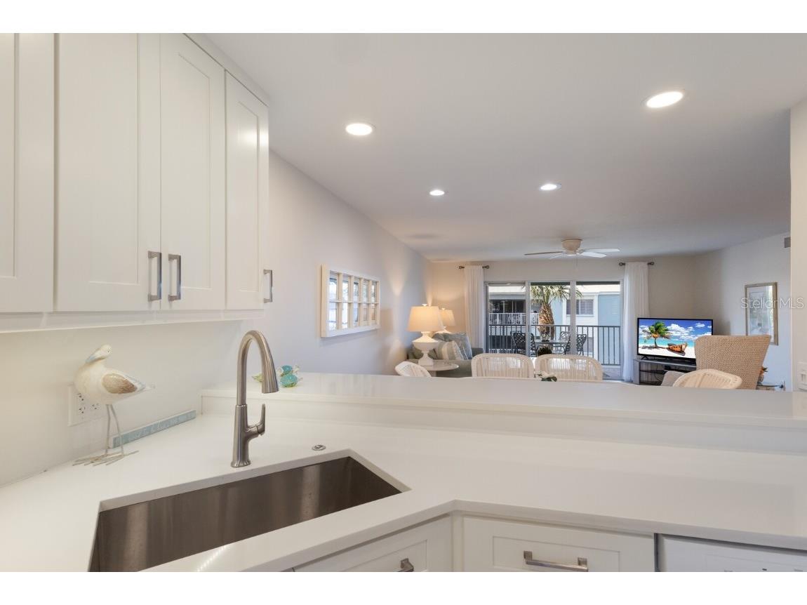 7000 Gulf Drive #205 Holmes Beach FL 34217 - GULF OF MEXICO A4651943 image10