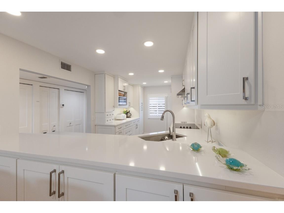 7000 Gulf Drive #205 Holmes Beach FL 34217 - GULF OF MEXICO A4651943 image14