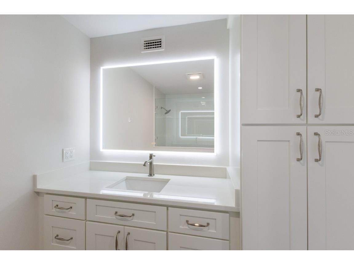 7000 Gulf Drive #205 Holmes Beach FL 34217 - GULF OF MEXICO A4651943 image28