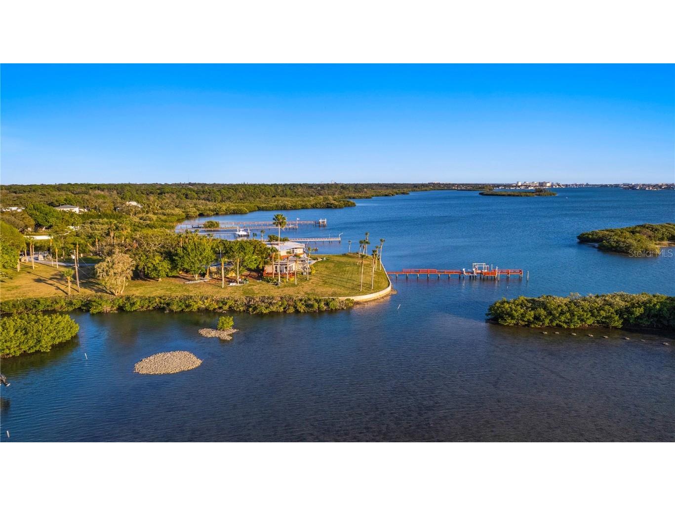 7000 Lot 26 131st Street Seminole FL 33776 - INTRACOASTAL - BOCA CIEGA BAY U8186463 image1
