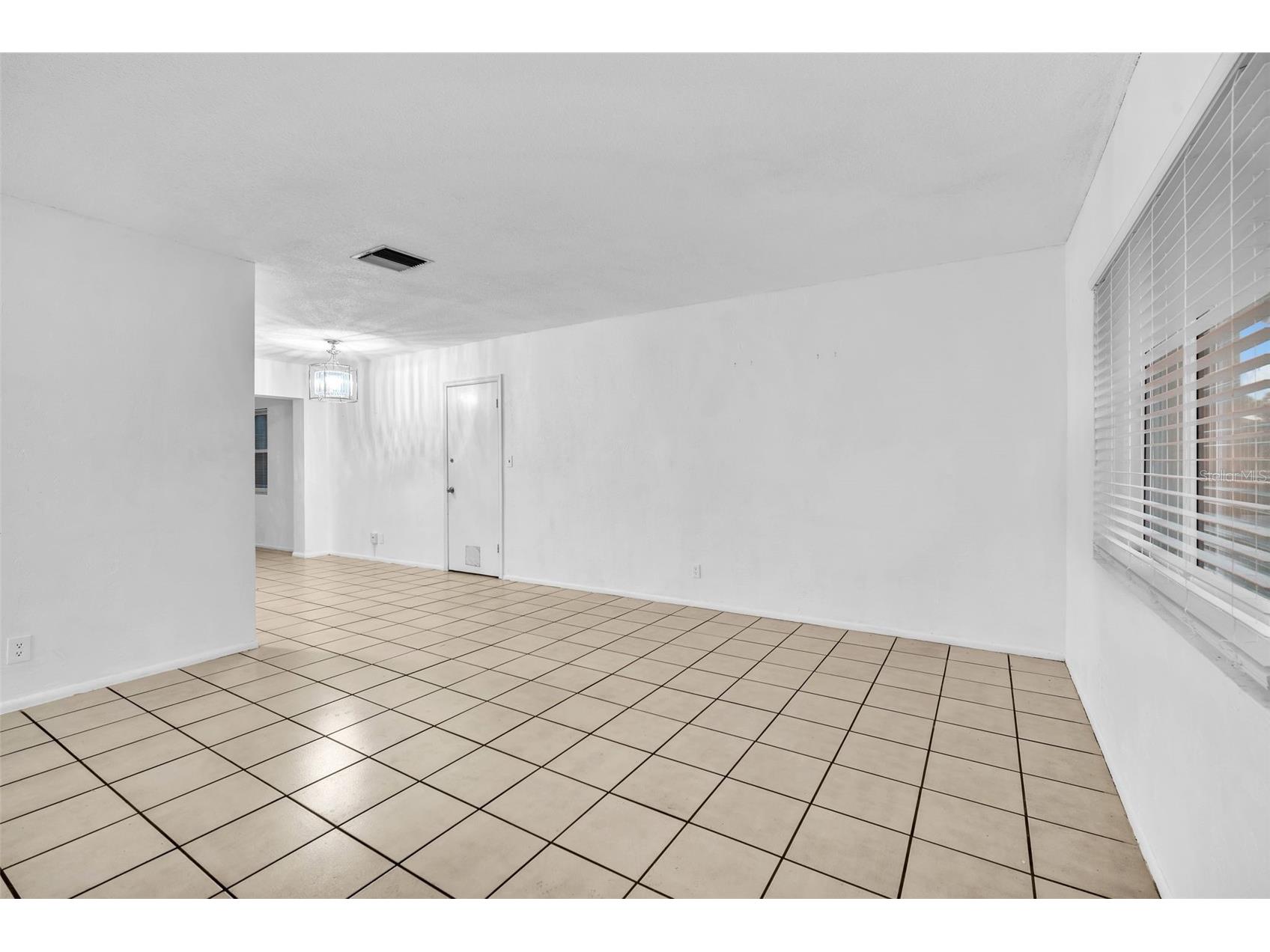 7000 NW 95th Terrace Tamarac FL 33321 TB8464288 image2