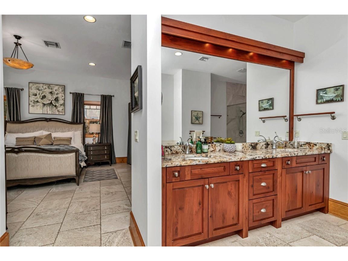 7000 NW Hwy 320 Micanopy FL 32667 OM697211 image52