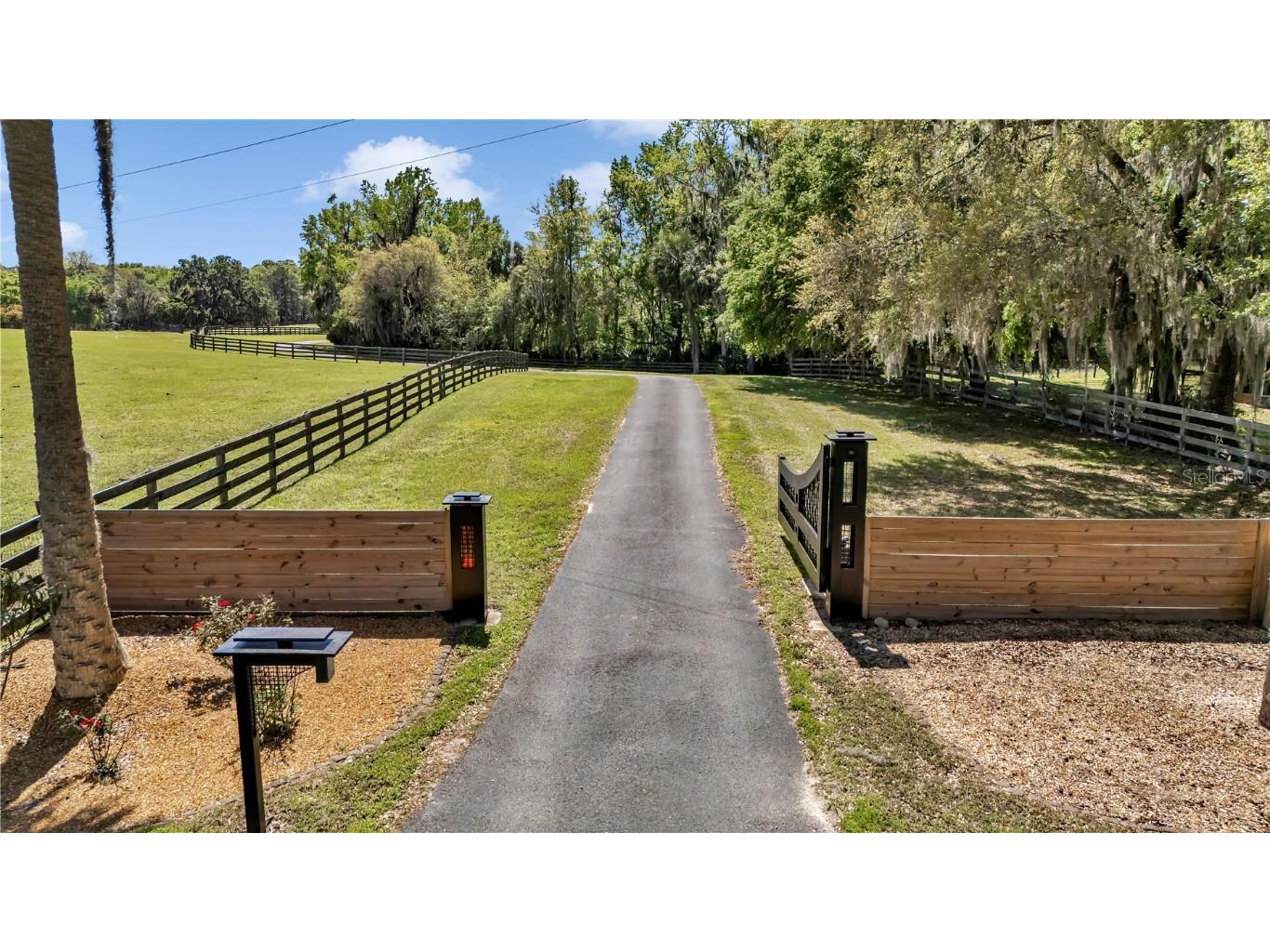 7000 NW Hwy 320 Micanopy FL 32667 OM697211 image8