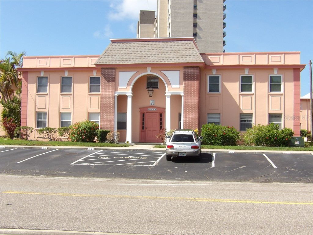 7000 Sunset Drive S #2A South Pasadena FL 33707 U8210505 image1