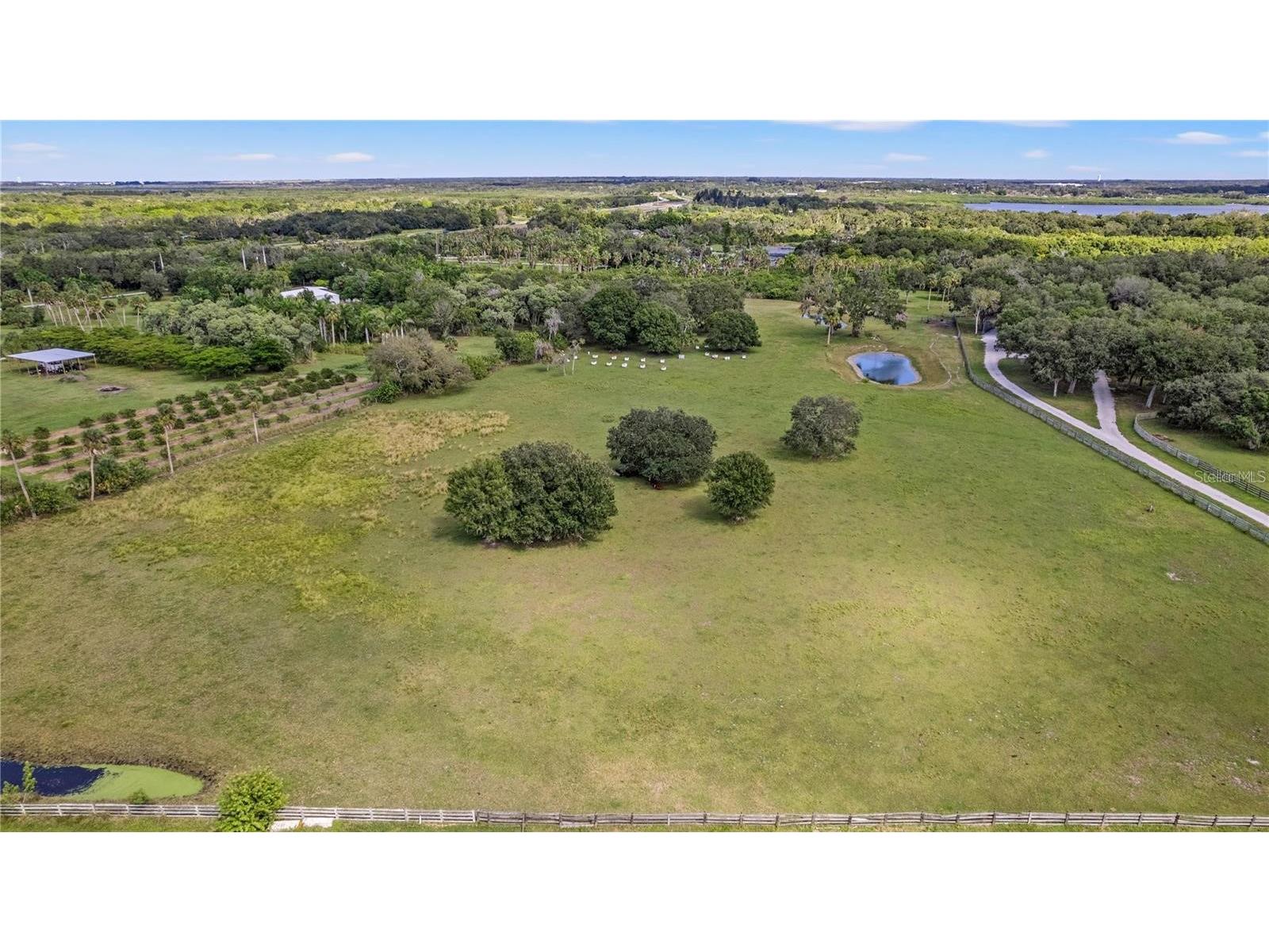 7000 Us-19 Terra Ceia FL 34250 A4686617 image18