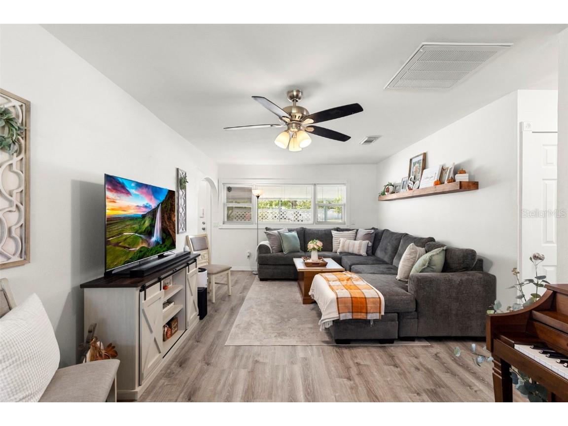 7001 13th Street N Saint Petersburg FL 33702 TB8439920 image11