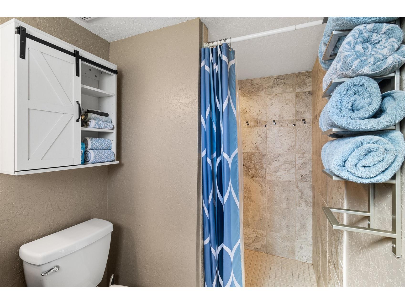 7001 18th Street N Saint Petersburg FL 33702 TB8494052 image25