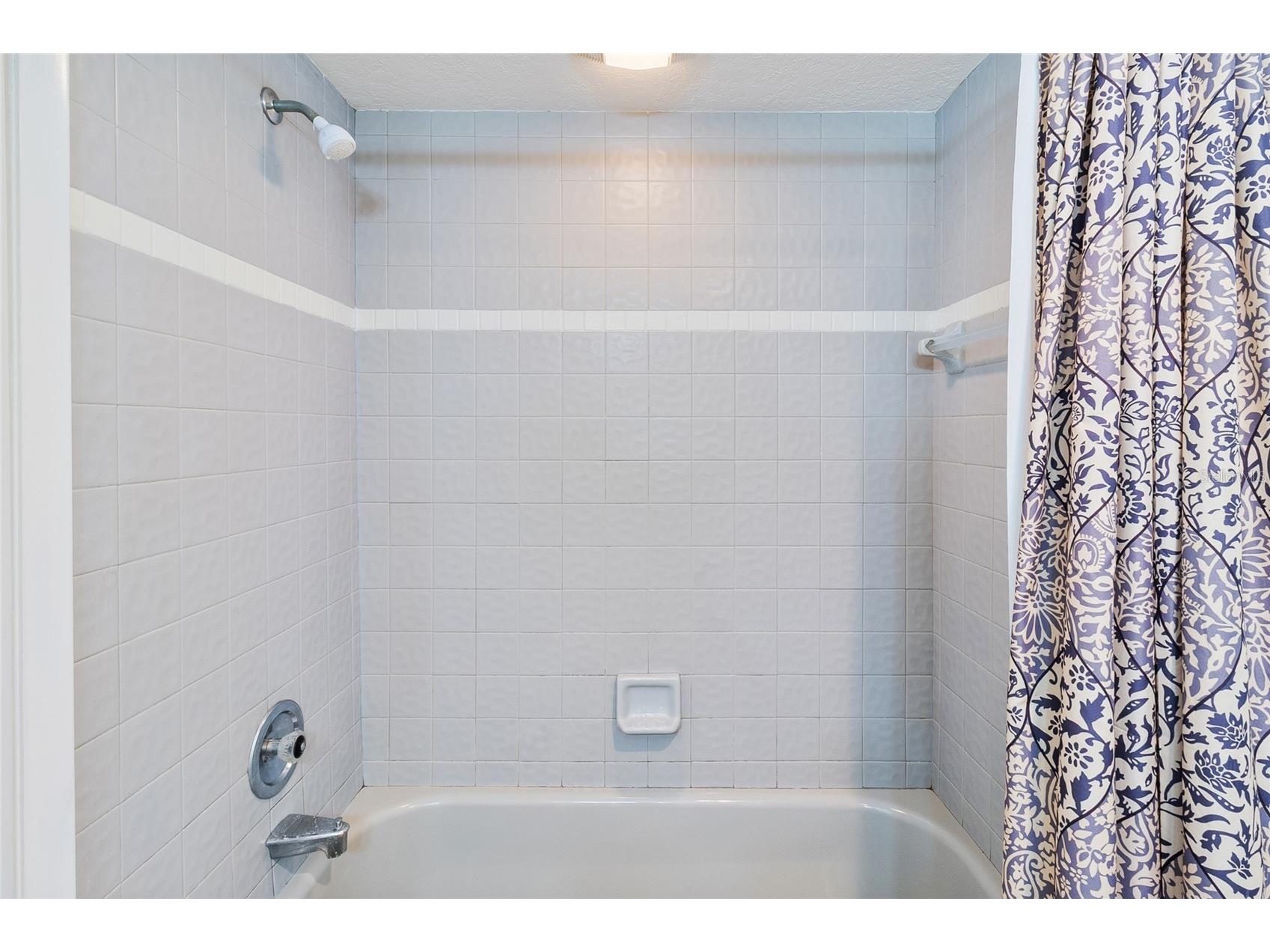7001 18th Street N Saint Petersburg FL 33702 TB8494052 image30