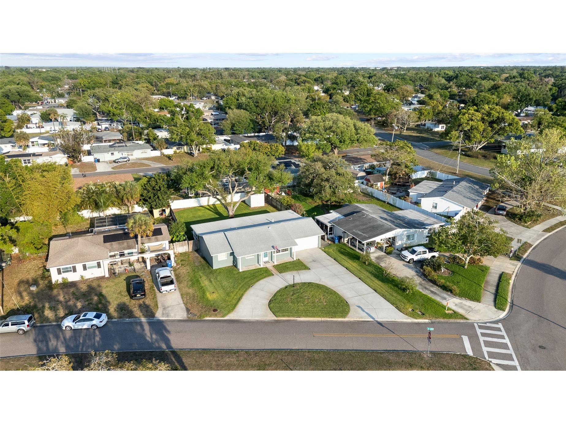 7001 18th Street N Saint Petersburg FL 33702 TB8494052 image47
