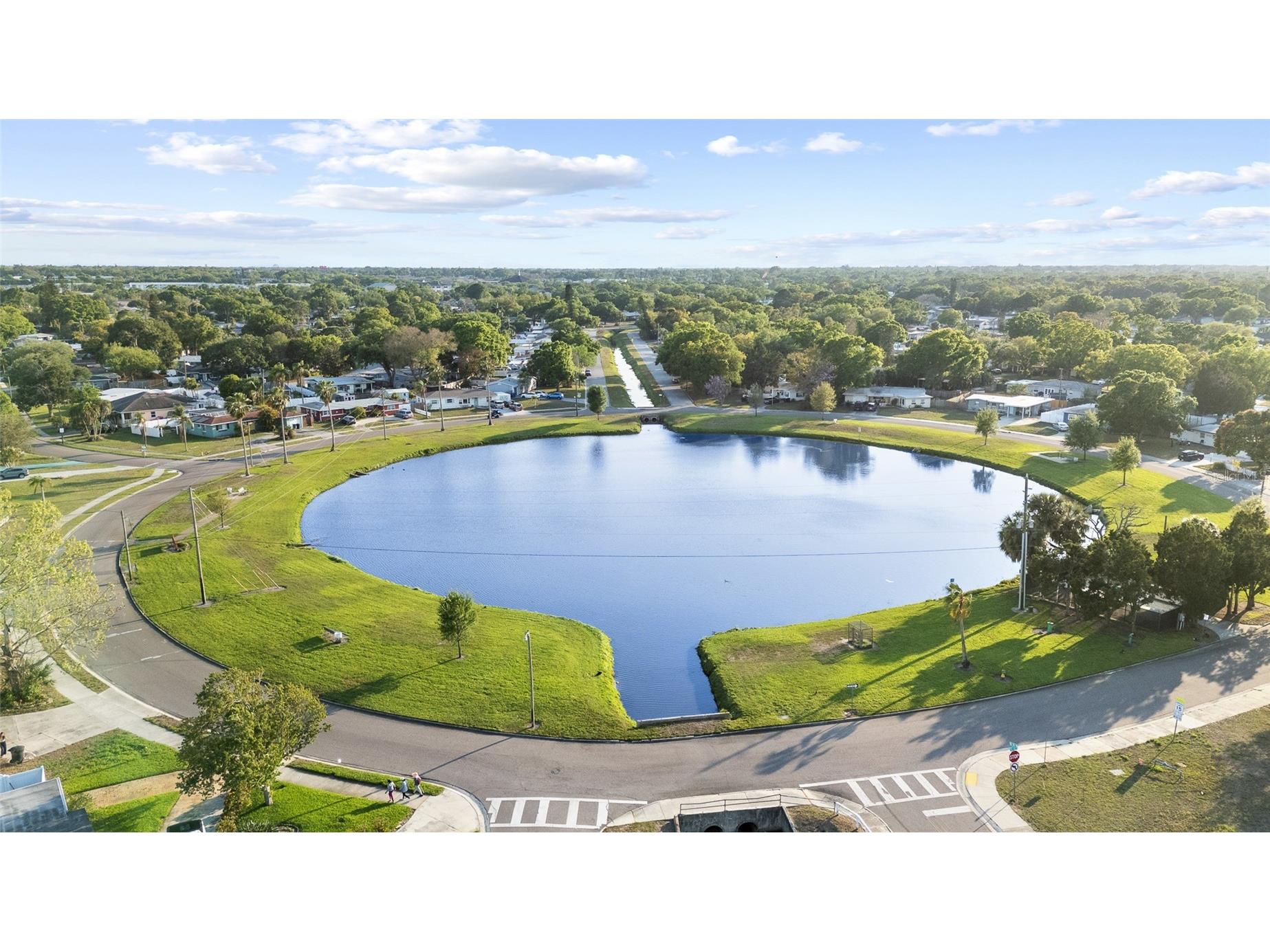 7001 18th Street N Saint Petersburg FL 33702 TB8494052 image50