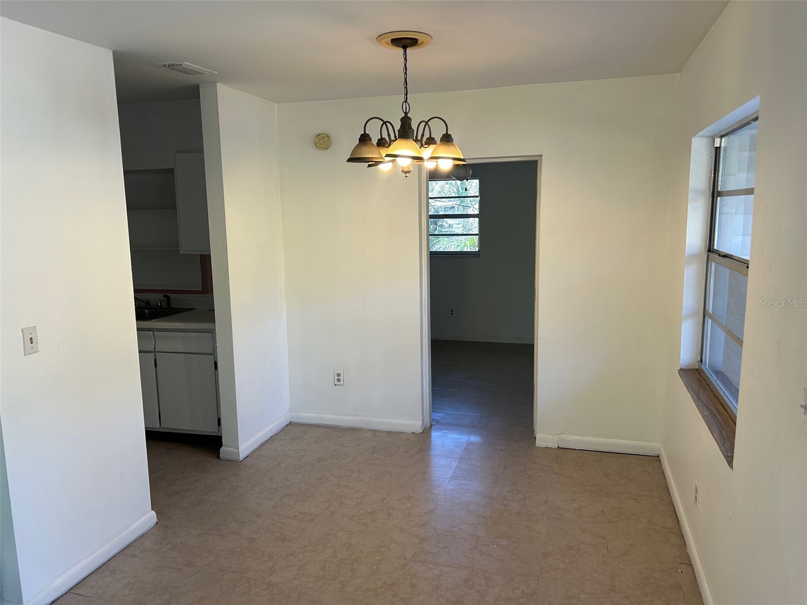7001 32nd Avenue S Tampa FL 33619 TB8458265 image5