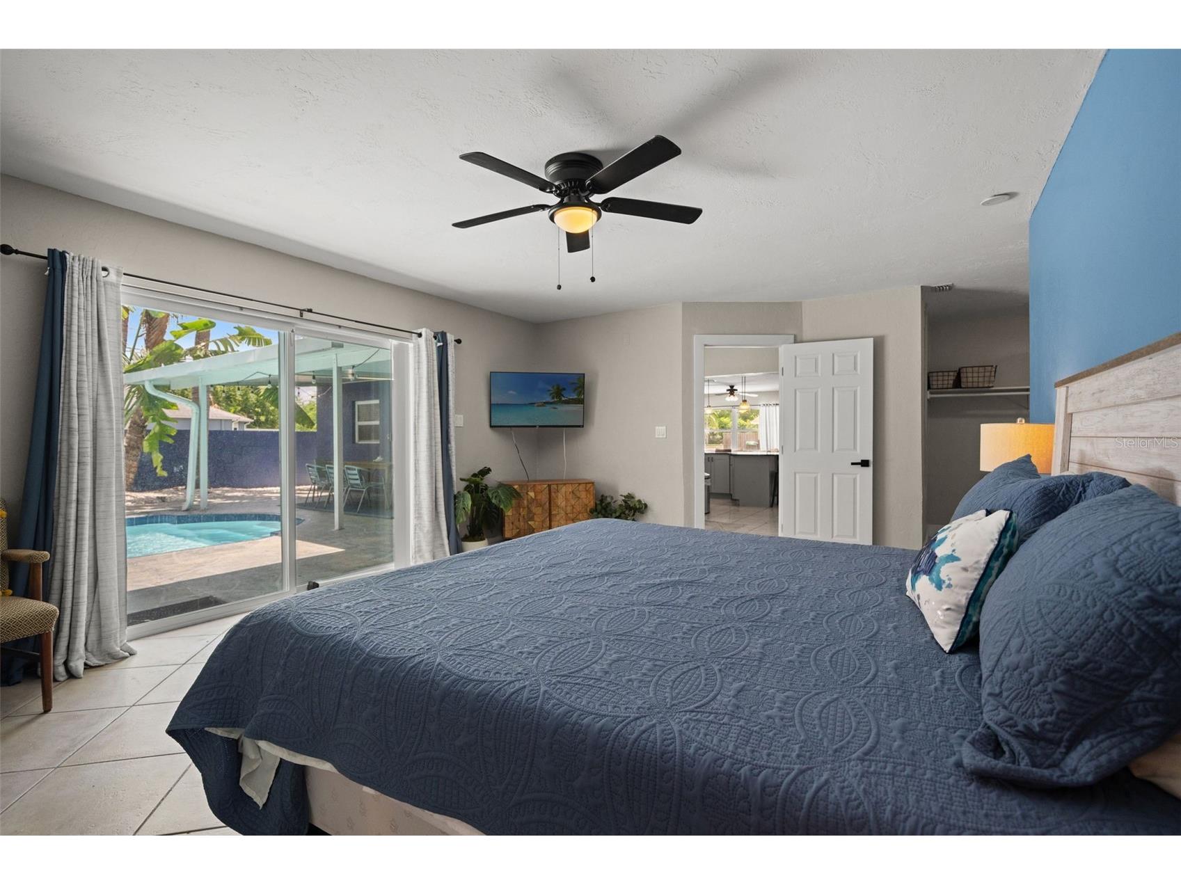 7001 52nd Lane N Pinellas Park FL 33781 TB8526934 image13