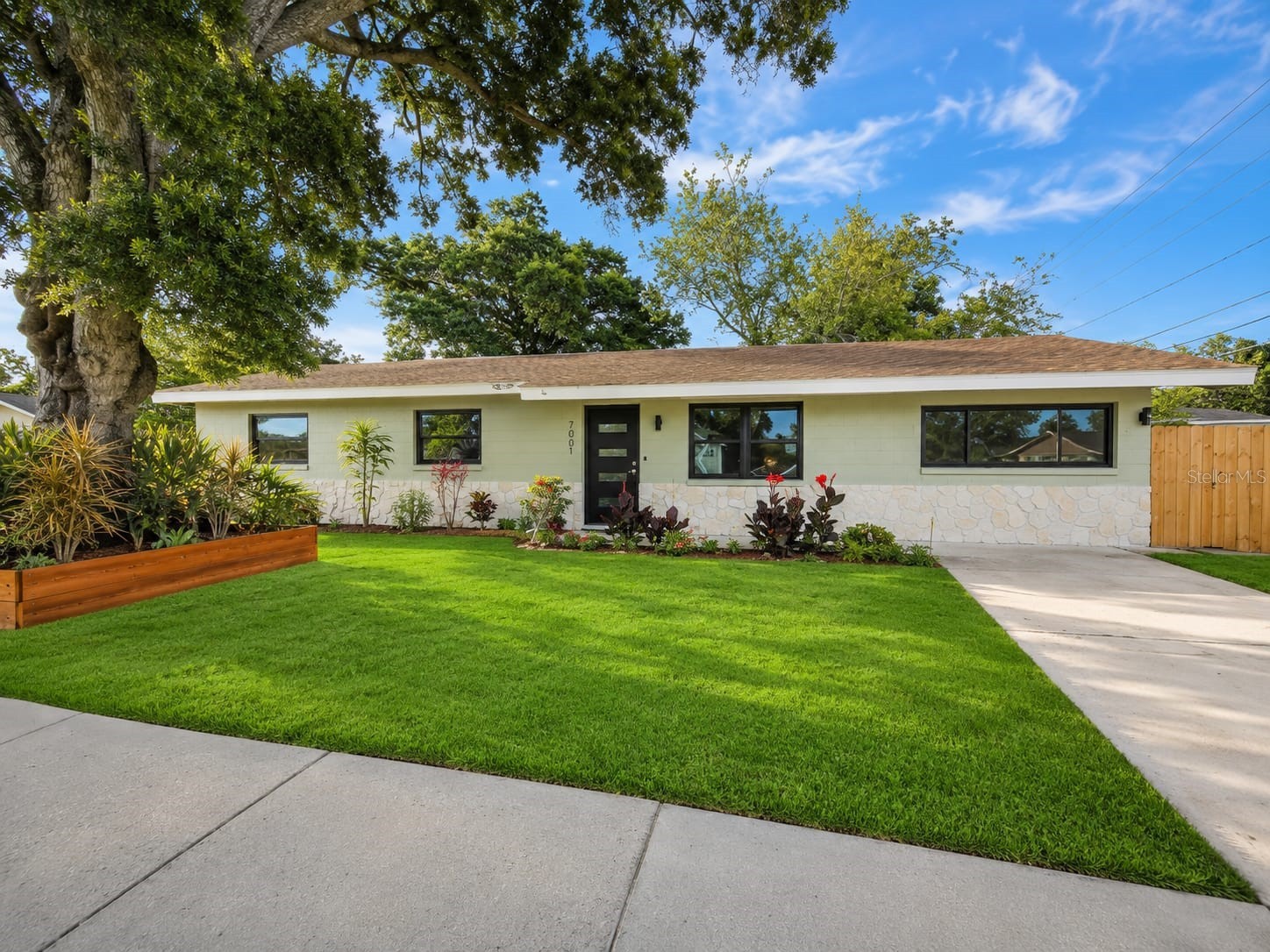 7001 59th Street N Pinellas Park FL 33781 TB8516357 image2