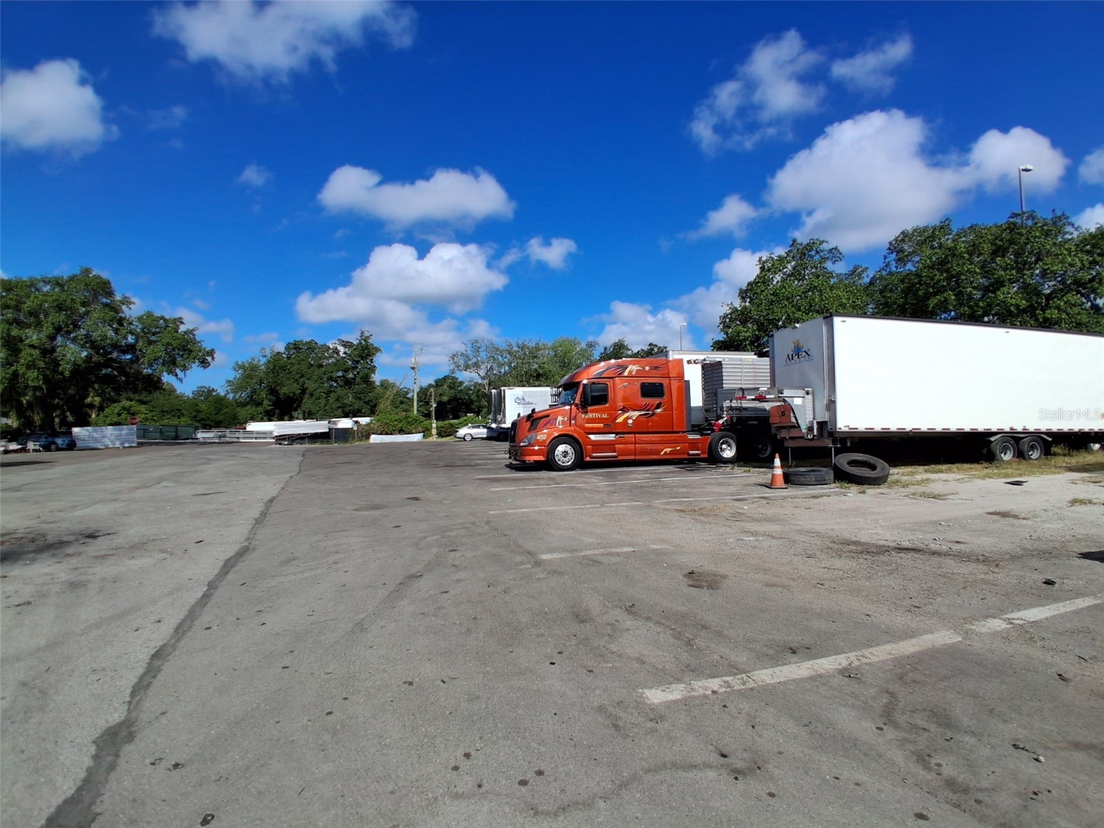 7001 Causeway Boulevard Tampa FL 33619 L4962212 image1