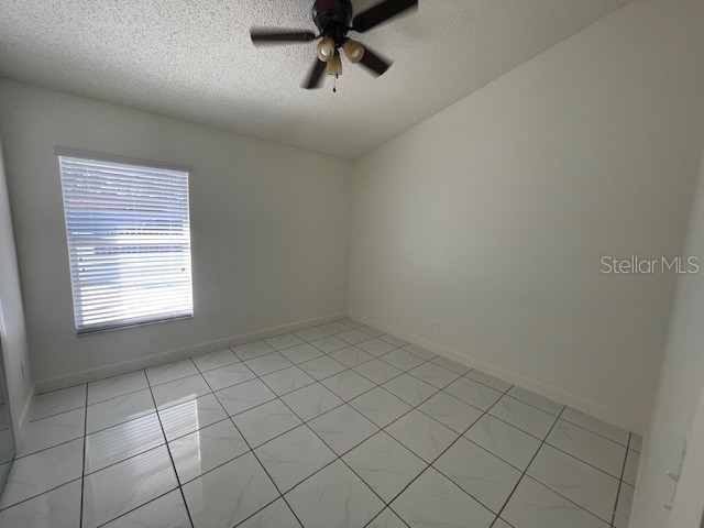 7001 N Clark Avenue Tampa FL 33614 TB8485994 image10