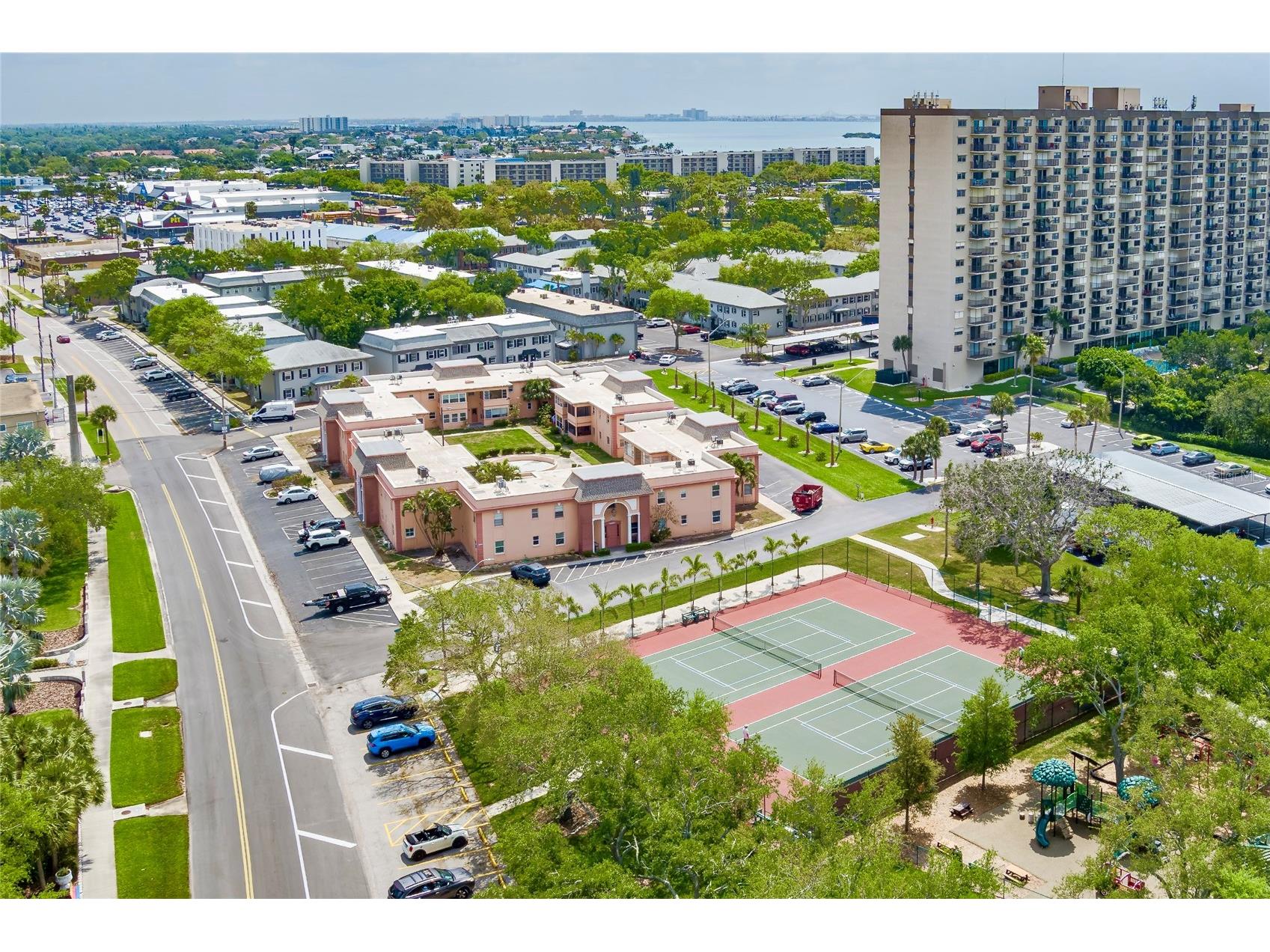 7001 Place De La Paix #2A South Pasadena FL 33707 A4687747 image32