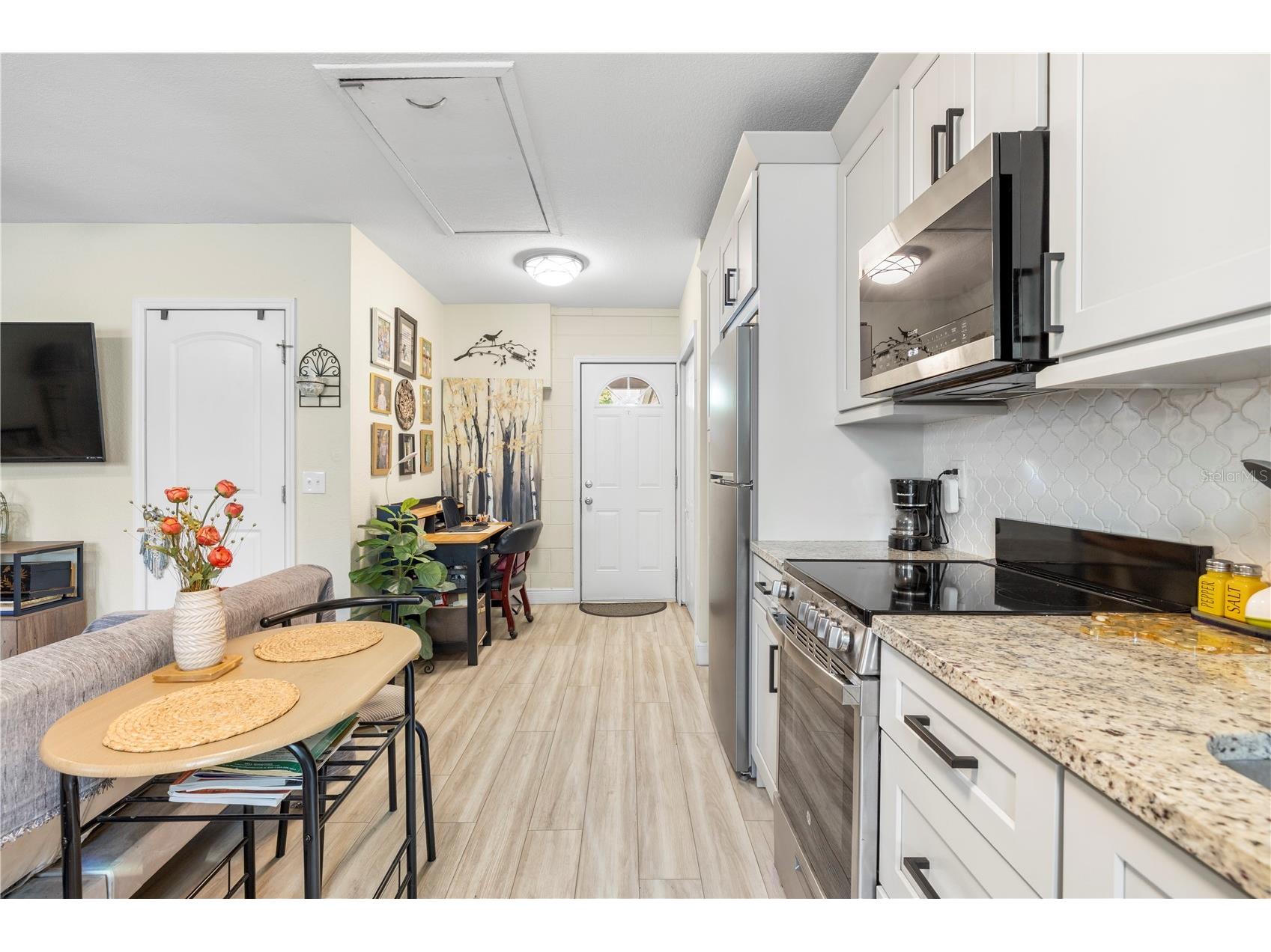 7001 Twelve Oaks Boulevard Tampa FL 33634 TB8494493 image5