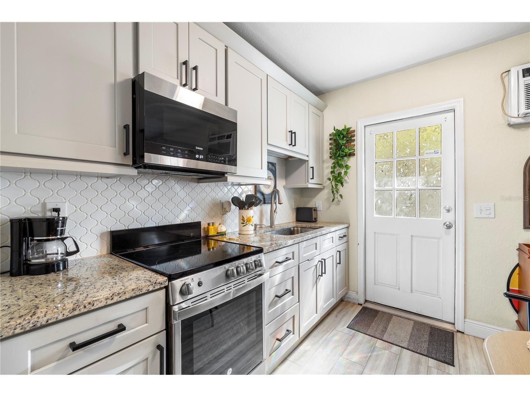 7001 Twelve Oaks Boulevard Tampa FL 33634 TB8494493 image8