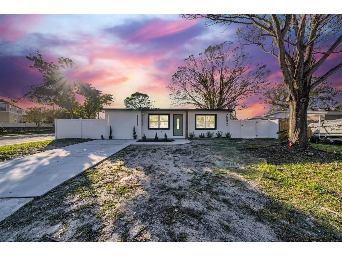 7002 47 Street N Pinellas Park FL 33781 TB8335124 image1