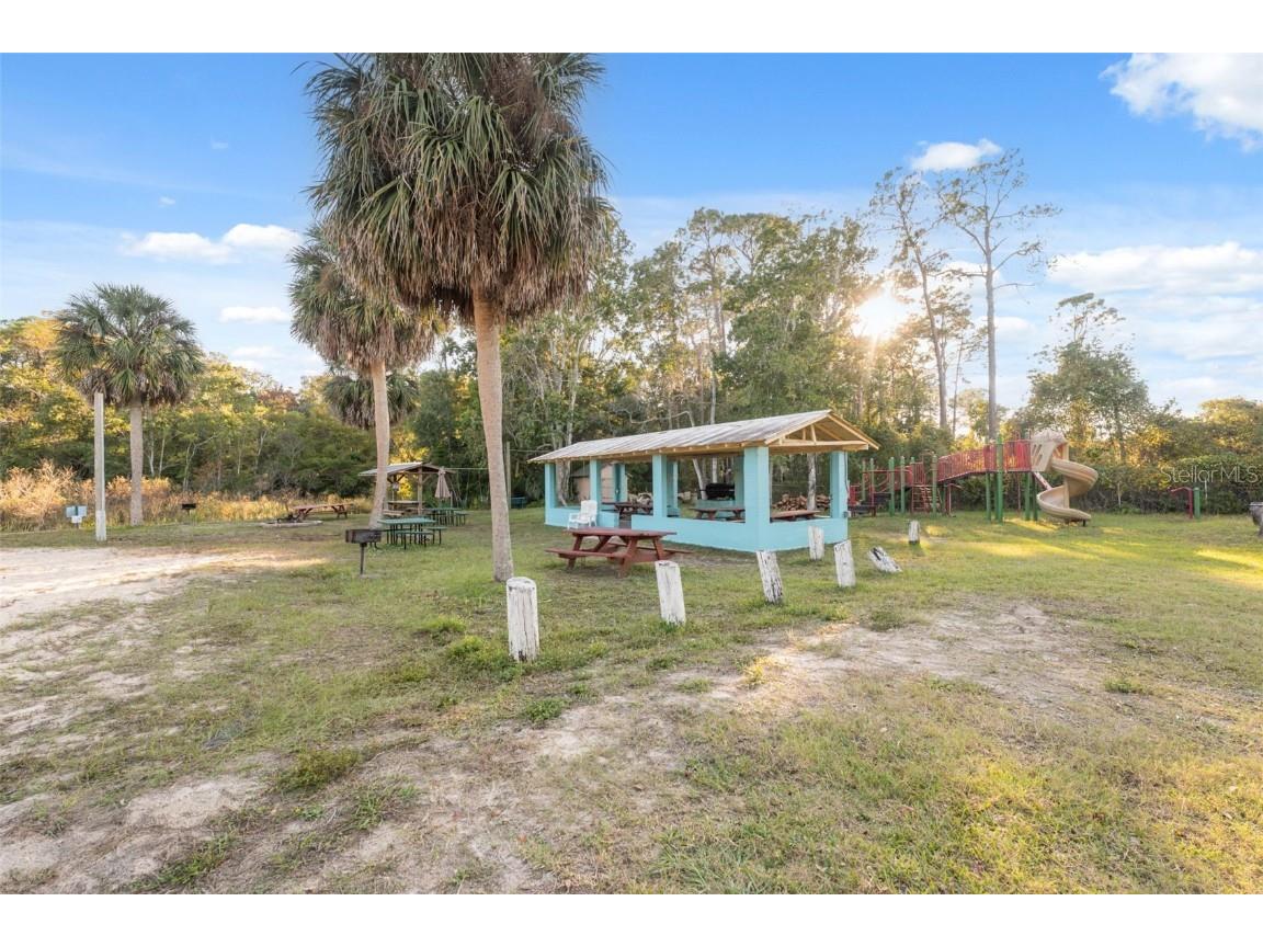 7002 Eisenhower Street Weeki Wachee FL 34613 - WEEKI WACHEE RIVER W7880347 image19